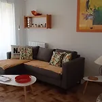 Appartement Spacieux 2 Chambres, 4 Personnes, Terrasse Vue Port , Wifi Gratuit Et Parking Prive Gratuit, Lave Linge, Congelateur, Situe Pres De La Plage, Commerces, Marche Et Restaurants