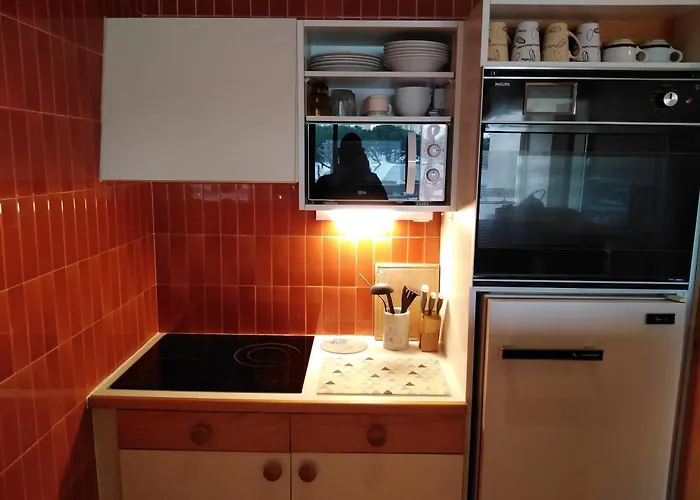 Lägenhet Spacieux 2 Chambres, 4 Personnes, Terrasse Vue Port , Wifi Gratuit Et Parking Prive Gratuit, Lave Linge, Congelateur, Situe Pres De La Plage, Commerces, Marche Et Restaurants *