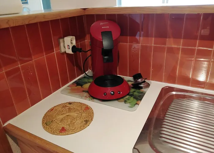Lägenhet Spacieux 2 Chambres, 4 Personnes, Terrasse Vue Port , Wifi Gratuit Et Parking Prive Gratuit, Lave Linge, Congelateur, Situe Pres De La Plage, Commerces, Marche Et Restaurants
