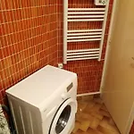 Apartment Spacieux 2 Chambres, 4 Personnes, Terrasse Vue Port , Wifi Gratuit Et Parking Prive Gratuit, Lave Linge, Congelateur, Situe Pres De La Plage, Commerces, Marche Et Restaurants *