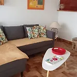 Spacieux 2 Chambres, 4 Personnes, Terrasse Vue Port , Wifi Gratuit Et Parking Prive Gratuit, Lave Linge, Congelateur, Situe Pres De La Plage, Commerces, Marche Et Restaurants Apartment Carnon-Plage